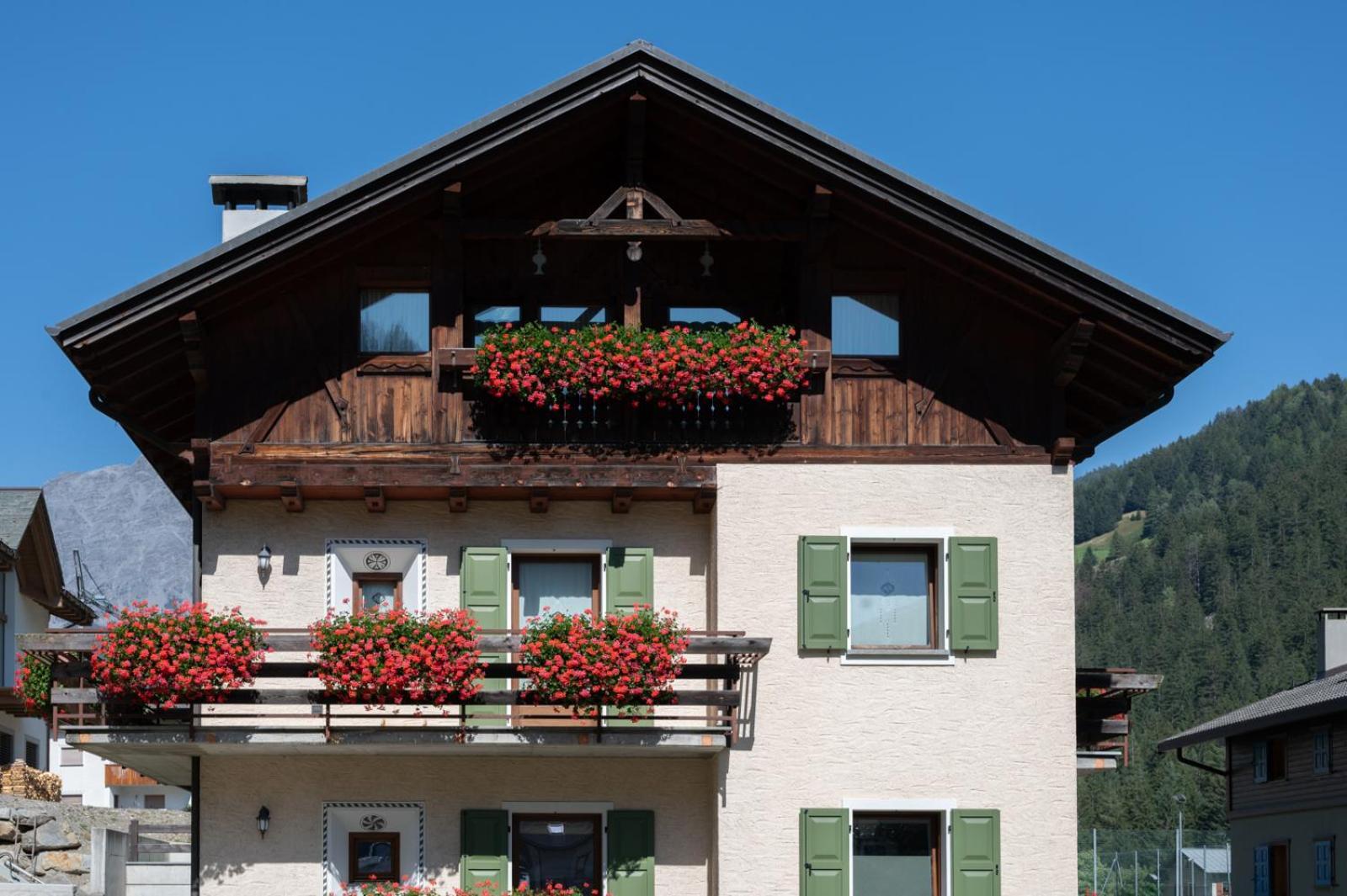 Appartement Casa Le Rondini à Valdisotto Extérieur photo